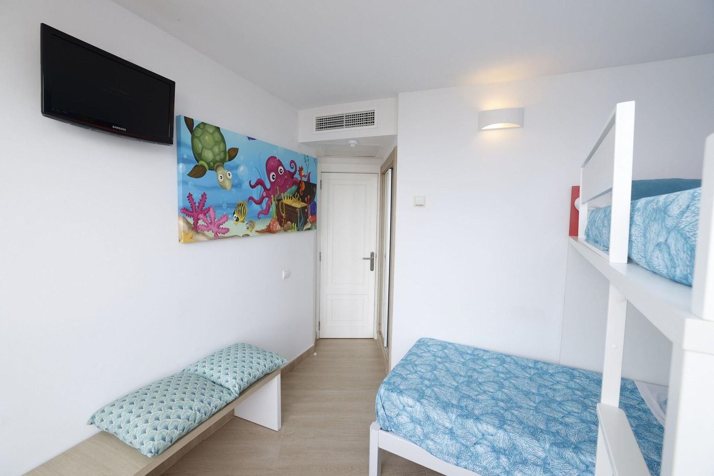 Marvell-Club-Hotel---Apartments-Room-25