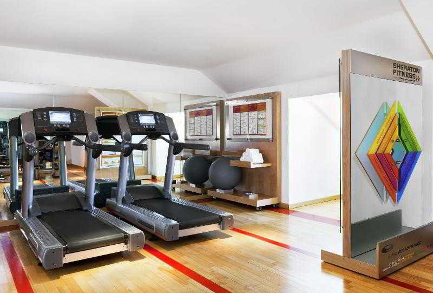 Sheraton-Diana-Majestic-Sports-and-Entertainment-70