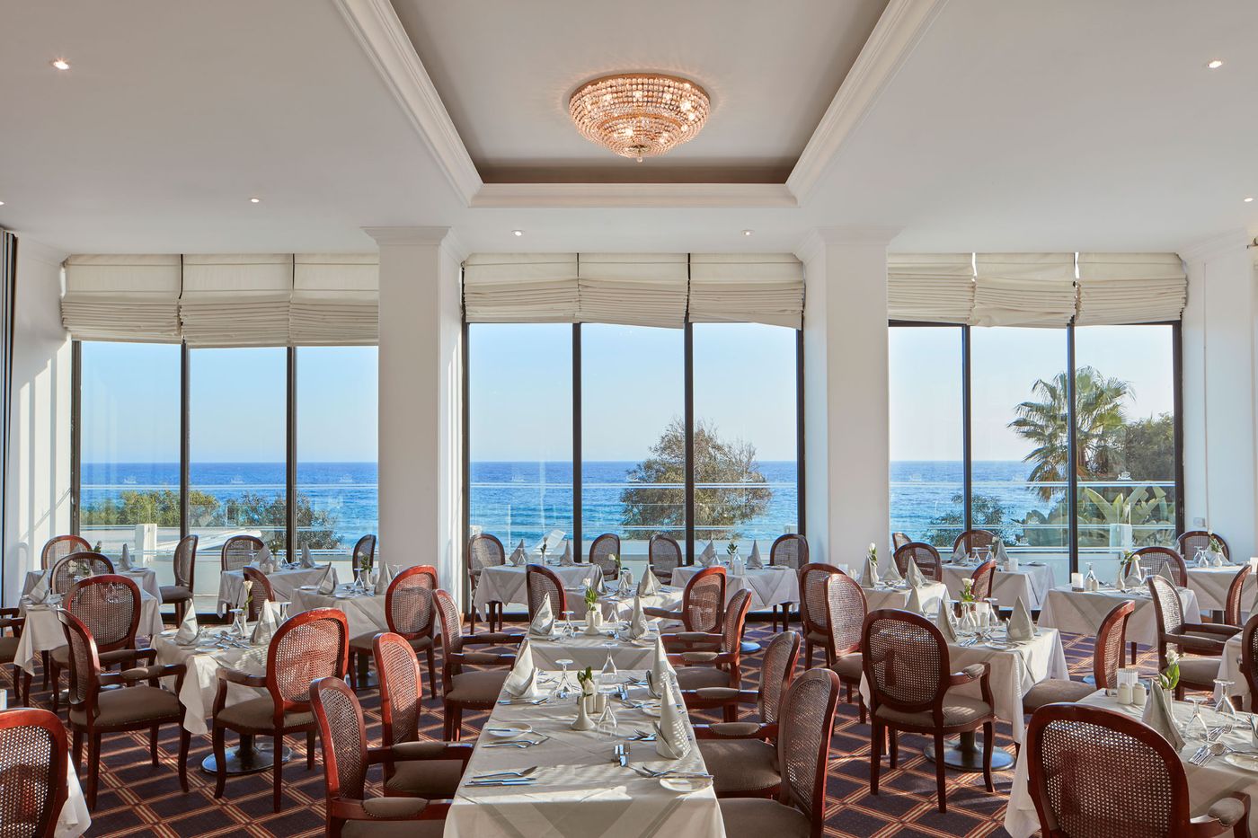 Grecian-Bay-Hotel-Restaurant-51
