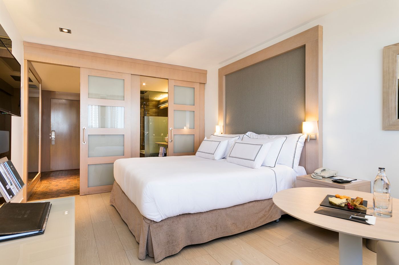 Melia-Madrid-Princesa-Room-36