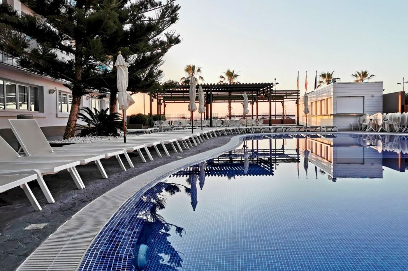 Acuazul-Hotel-Pool-6