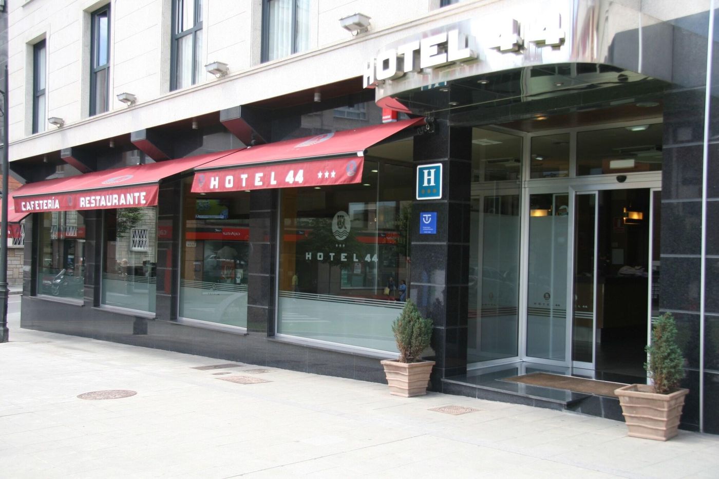 Hotel 44-Spain-GIJON-General view-9