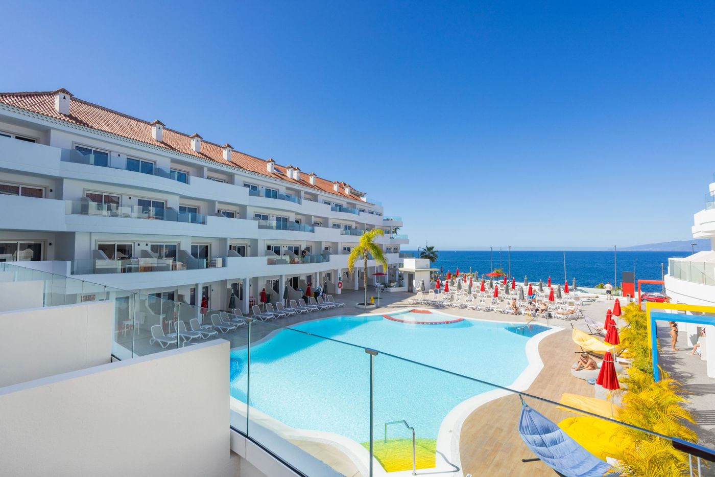 Sholeo-Lodges-Los-Gigantes---Adults-Recommended-Room-3