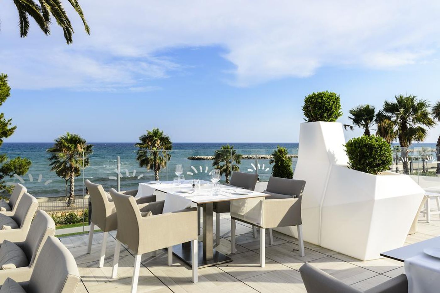 Estival El Dorado Playa