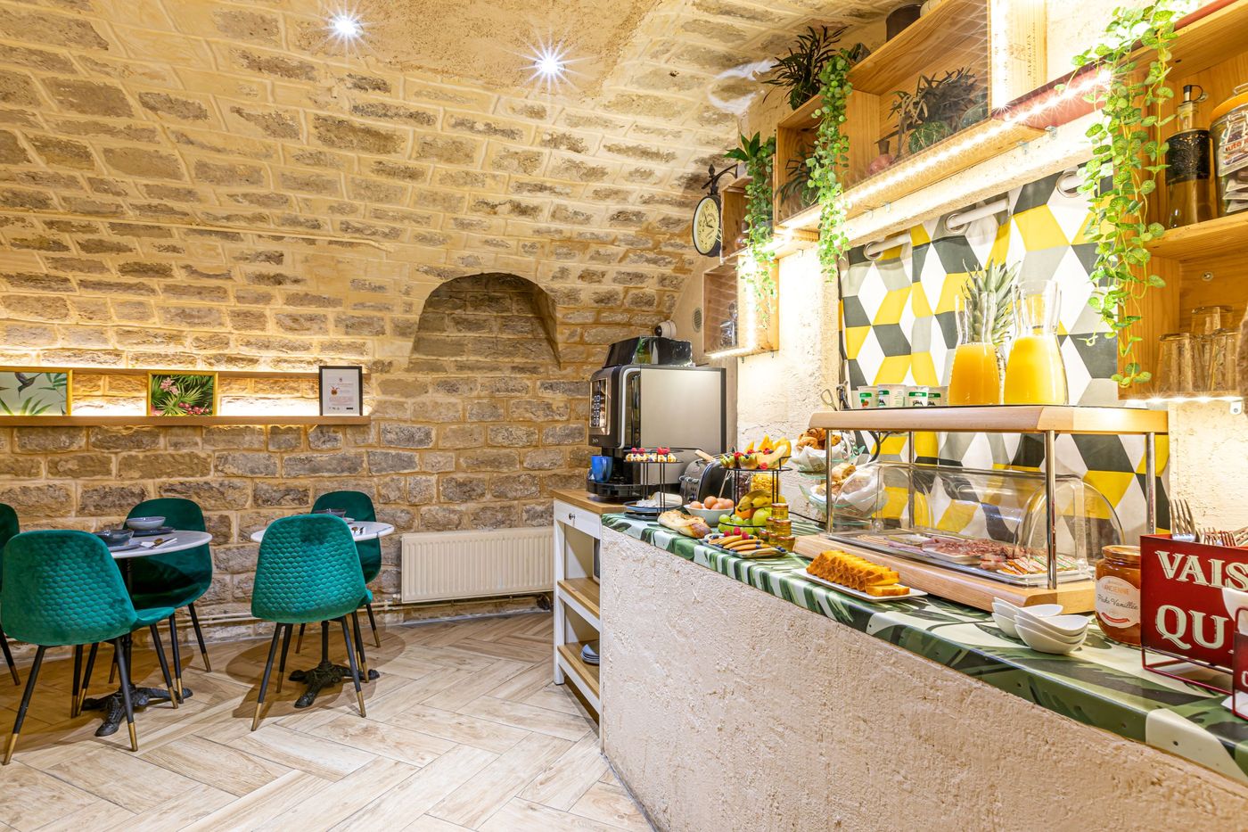 Hotel-Romance-Malesherbes-by-Patrick-Hayat-Restaurant-10