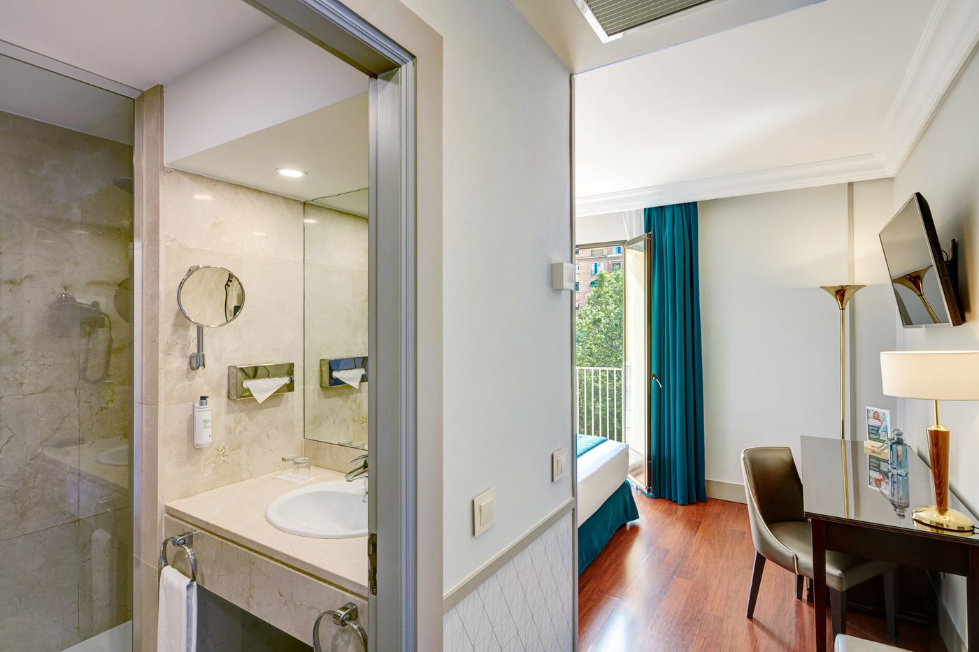 Sercotel-Gran-Hotel-Conde-Duque-Room-36