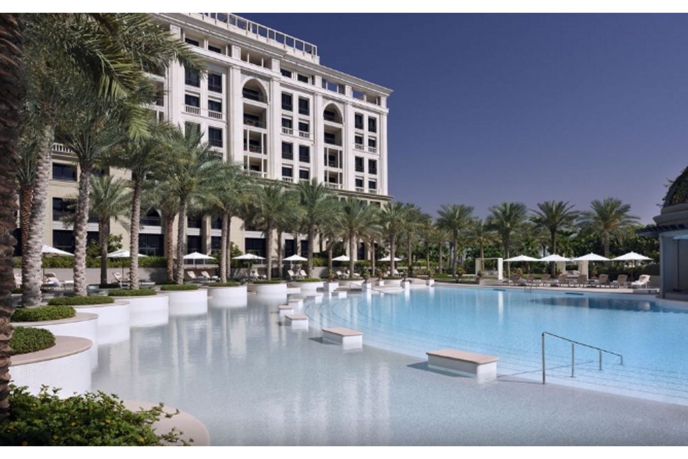 Palazzo-Versace-Dubai-Pool-2