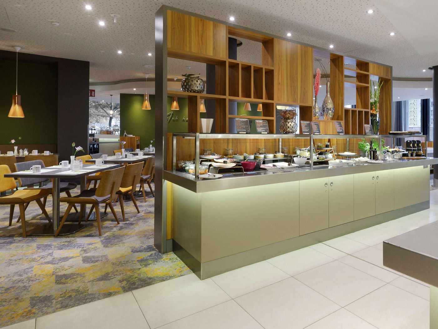 Novotel-Berlin-Mitte-Restaurant-42
