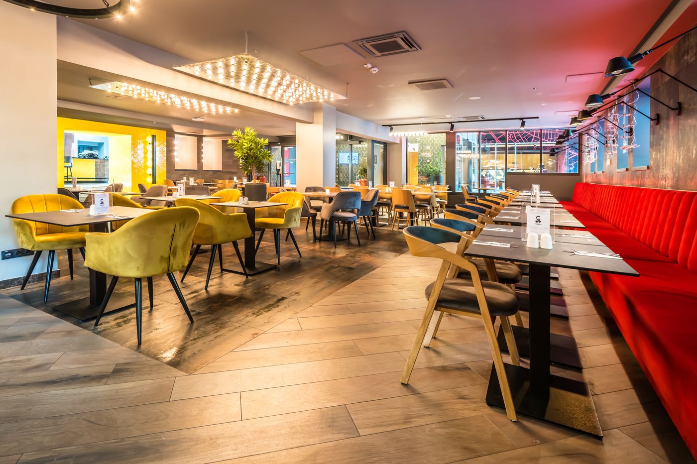 Up-Hotel-Budapest-Restaurant-54