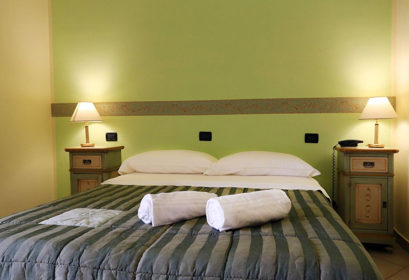 Hotel-L-Aquila-Room-11