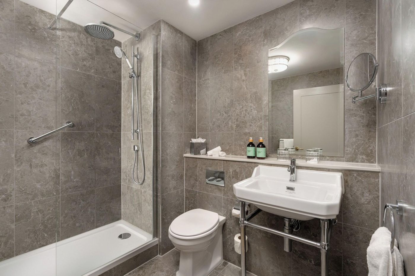 Brooks-Hotel-Room-19