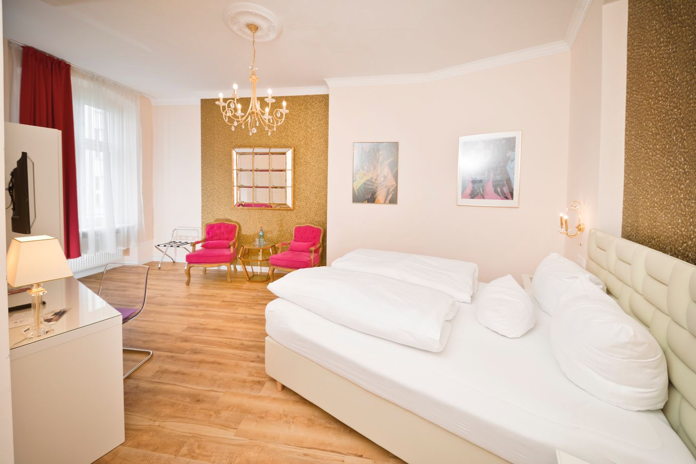 AMC-Hotel---Schoneberg-Room-21