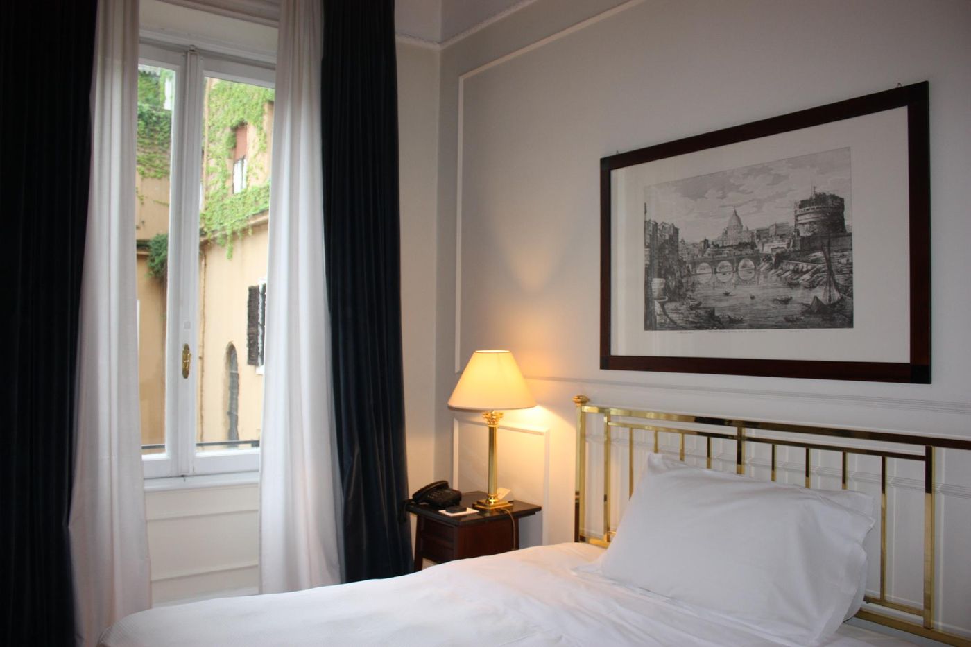 Grand-Hotel-Plaza-Room-41