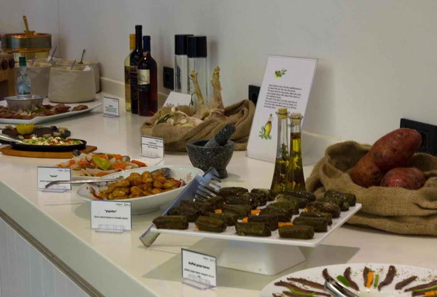 Aqua-Bay-Restaurant-24