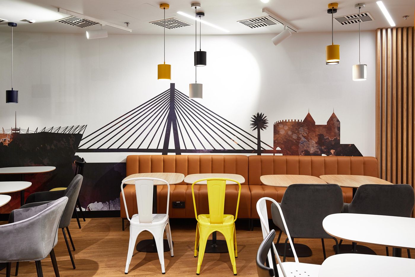 Holiday-Inn-Express-Warsaw---The-HUB-Restaurant-19