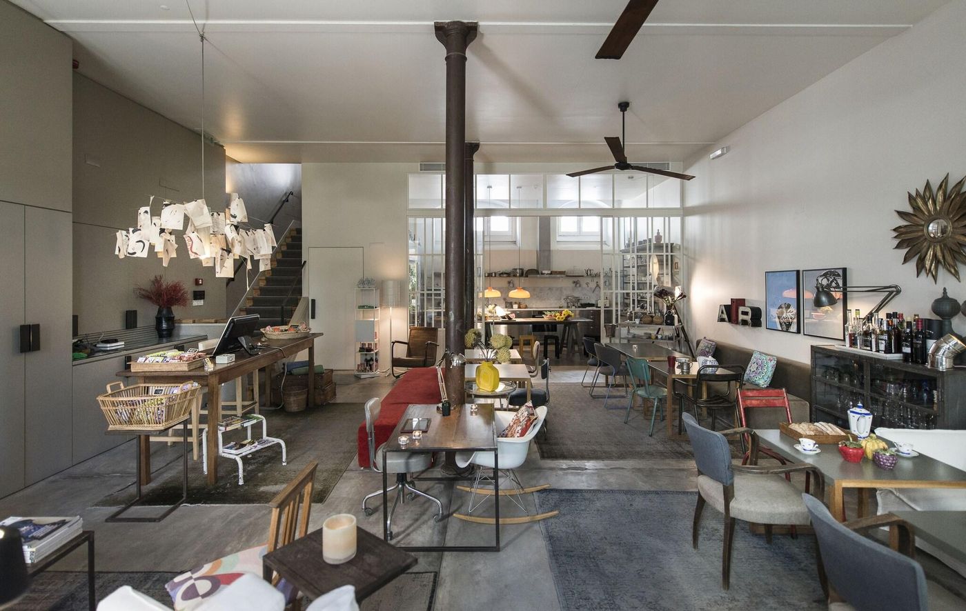 Casa-das-Janelas-com-Vista-Lobby-9