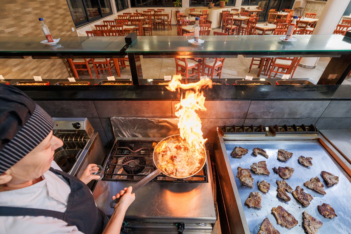 Blue-Aegean-Suites---Apts-Restaurant-38