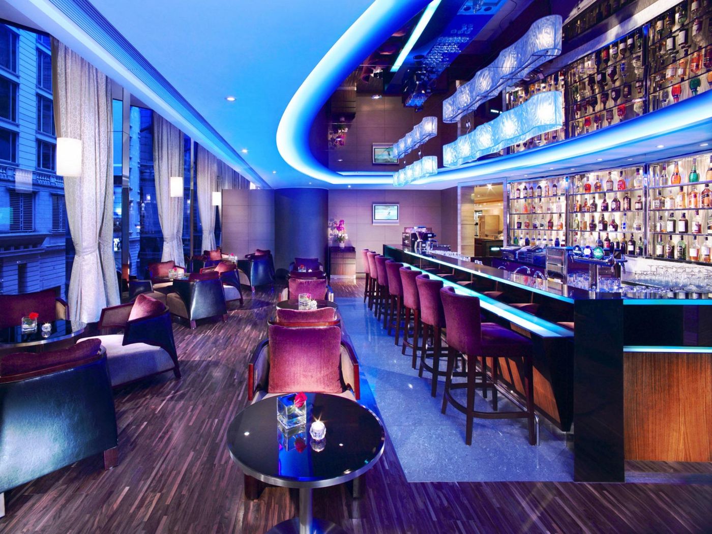 The-Kowloon-Hotel-Bar-8