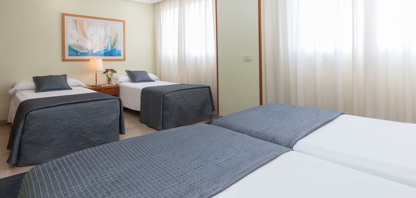 Porcel-Torre-Garden-Room-6