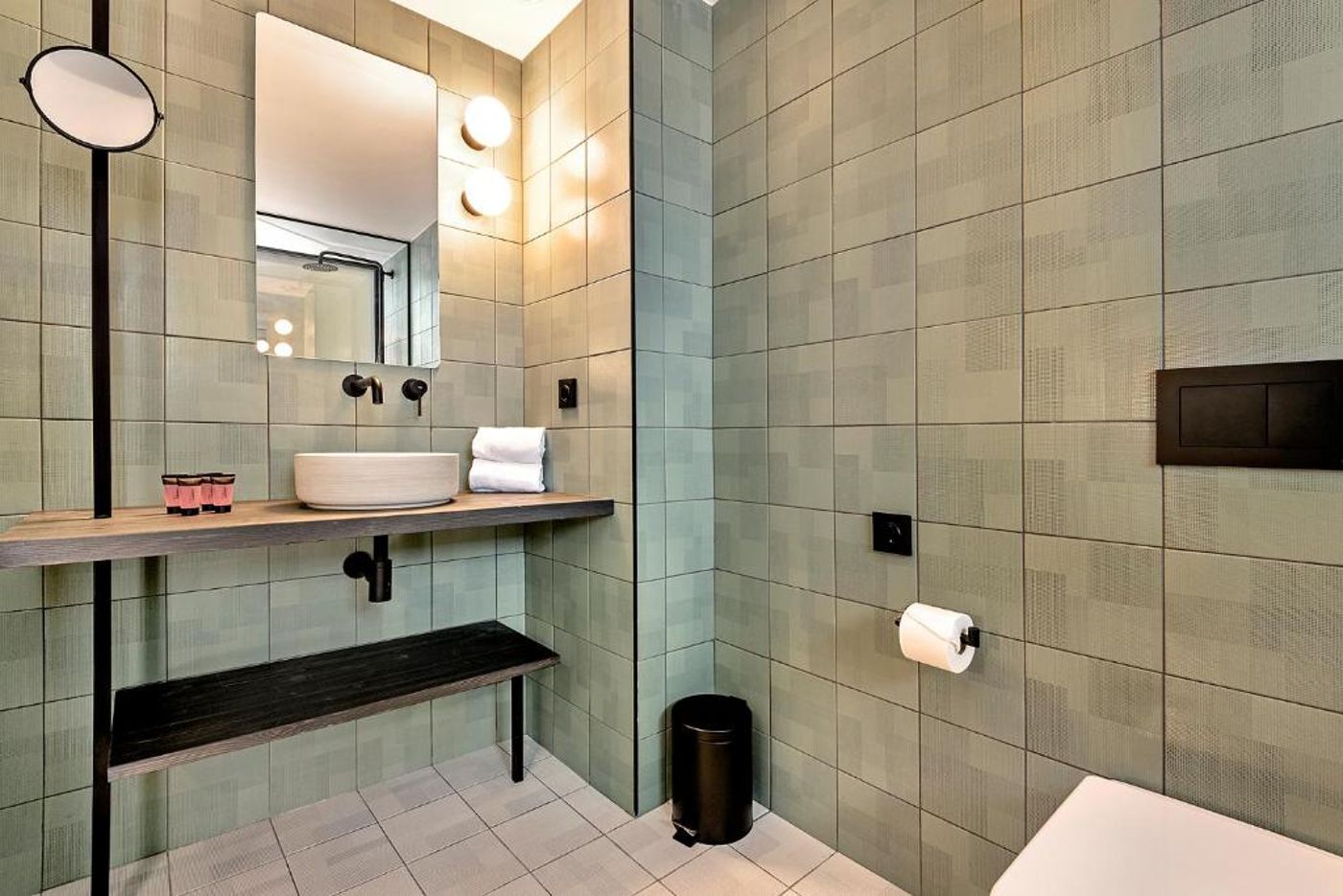 Hotel Orangine-Spain-Hospitalet de Llobregat-Room-4