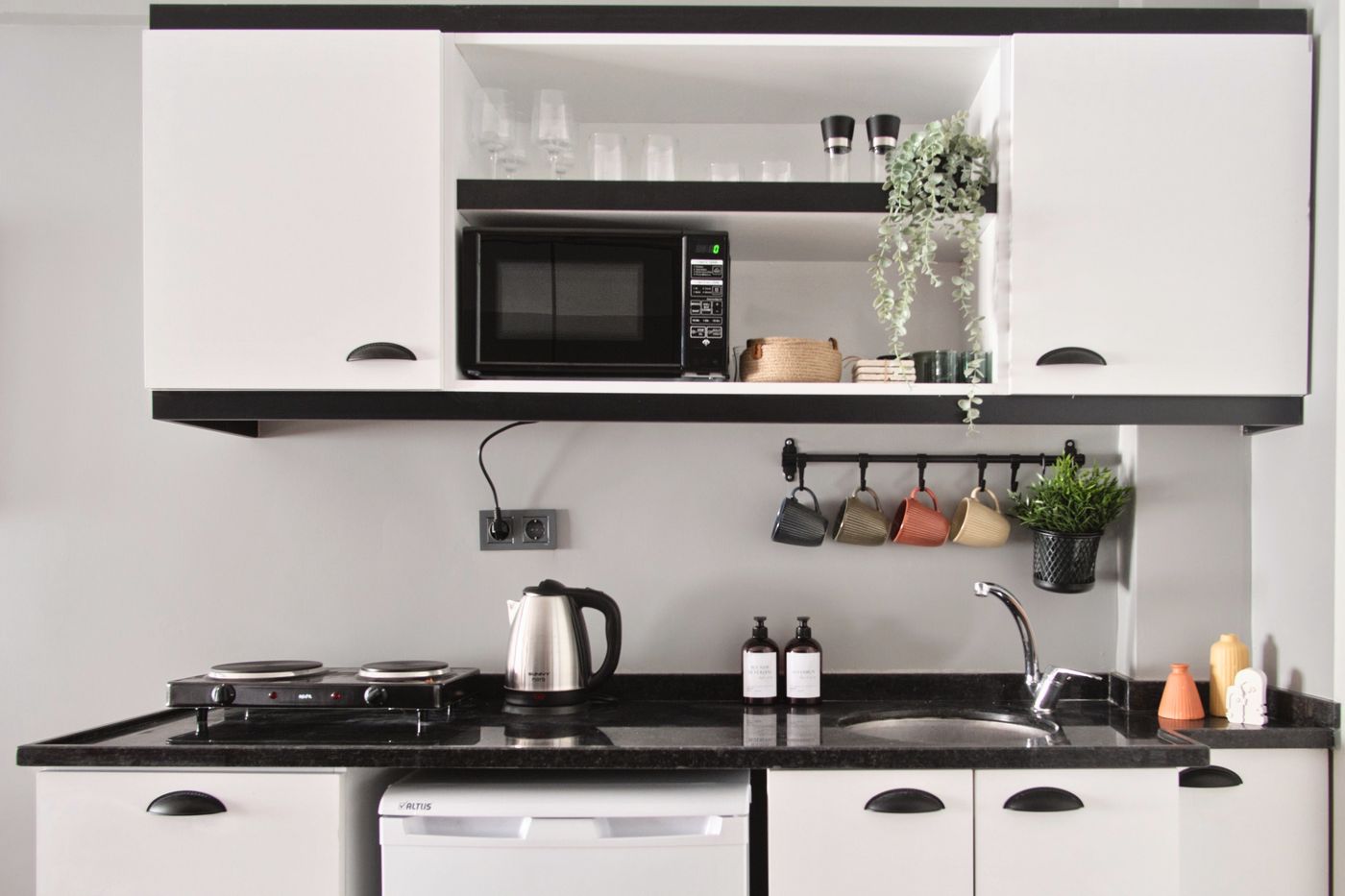 TAKS-INN-Suites-Room-56