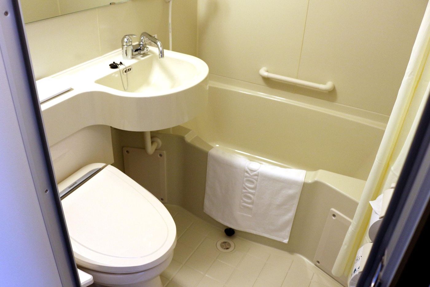 Toyoko Inn Omori-Japan-TOKYO-Room-10