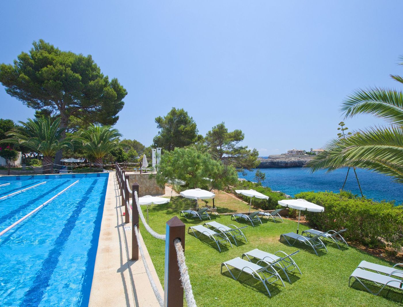 JS Cape Colom - Adults Only