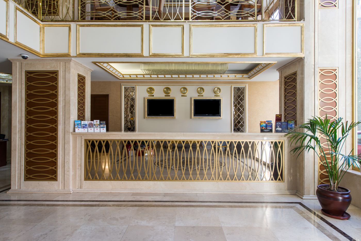 Antea-Hotel-Lobby-11