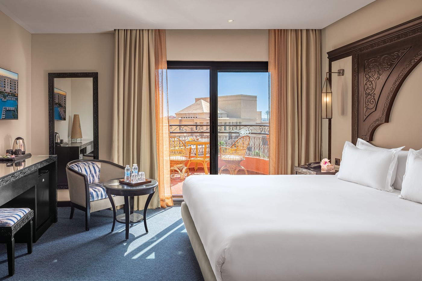 Hotel-Opera-Plaza-Room-9
