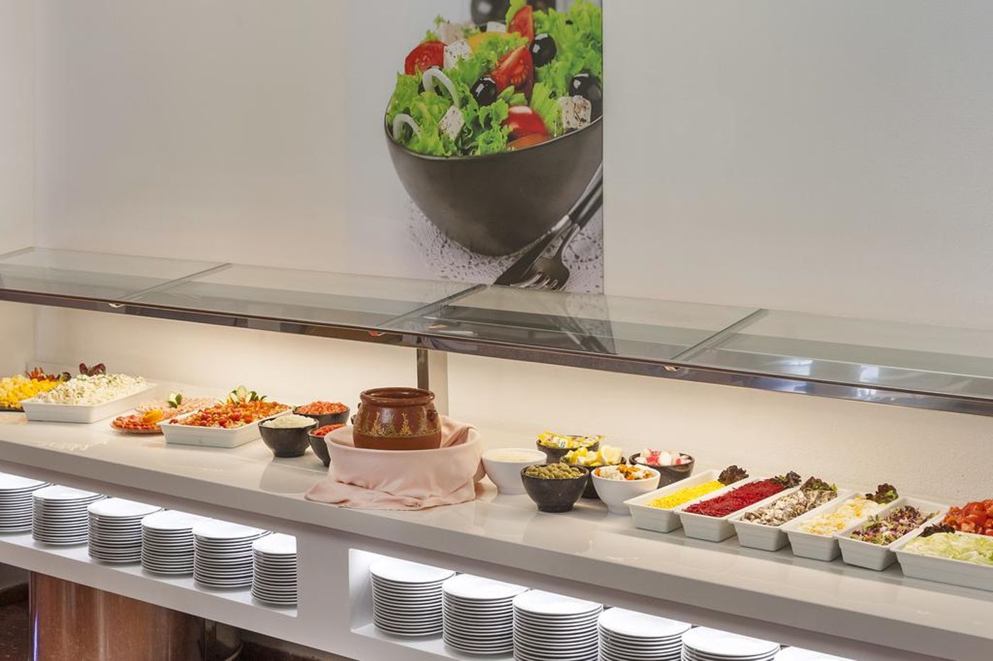 Port-Denia-Restaurant-34