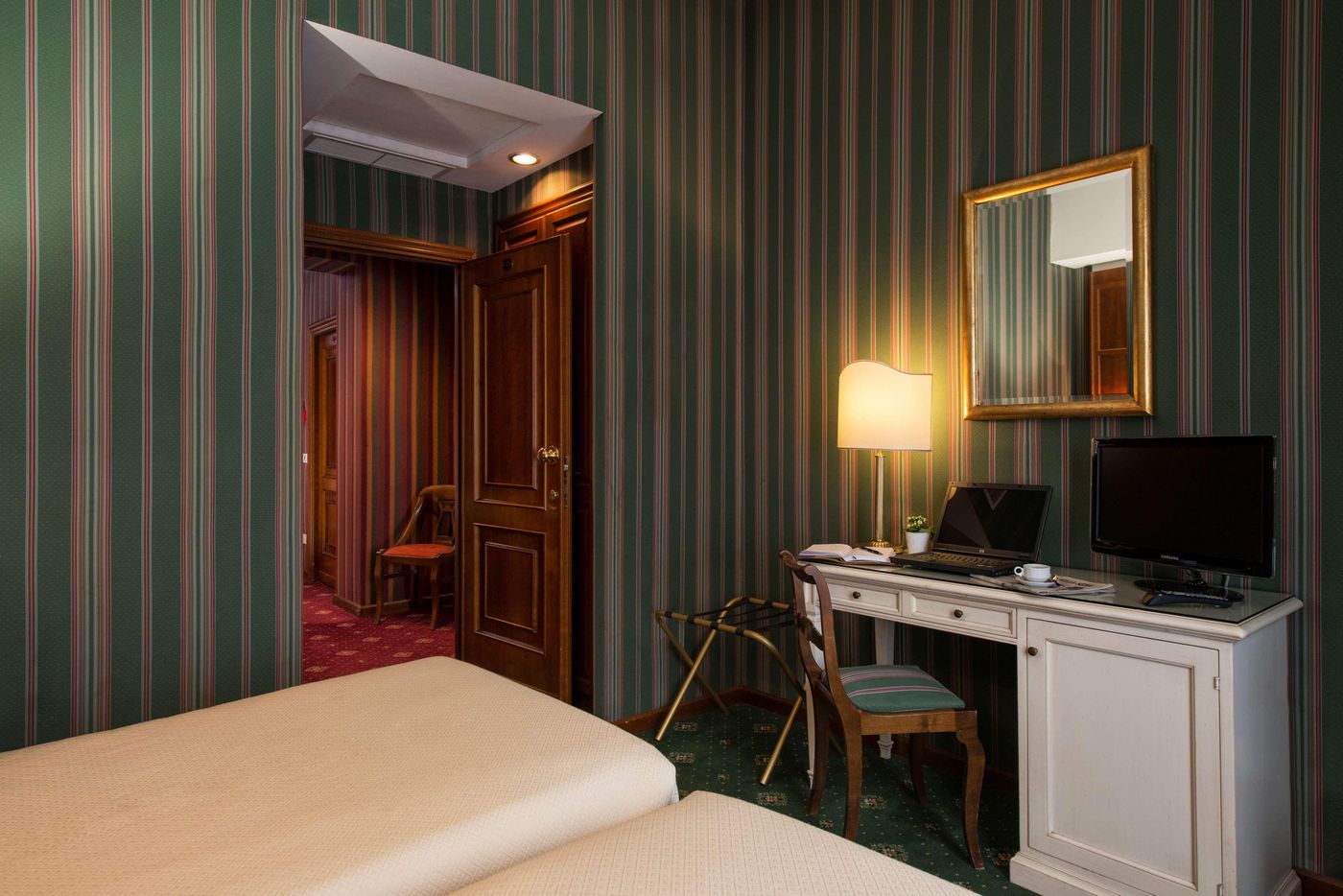 Atlante-Garden-Room-16