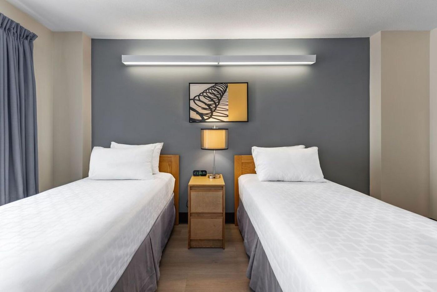 YWCA-Hotel-Vancouver-Room-21