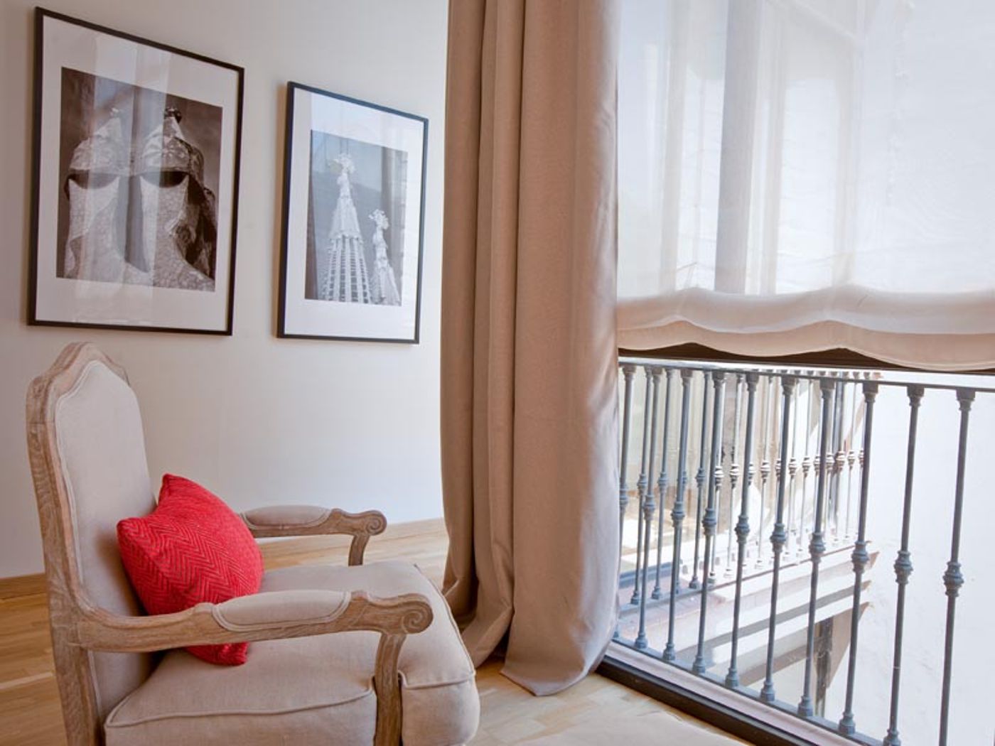 Apartments Sixtyfour Barcelona-Spain-BARCELONA-Room-2