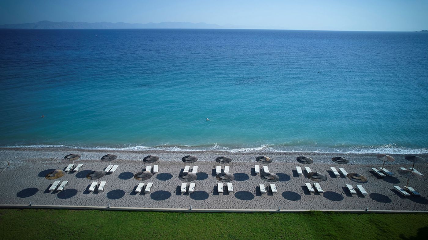 The-Ixian-Grand---All-Suites---Adults-Only--18---Beach-72