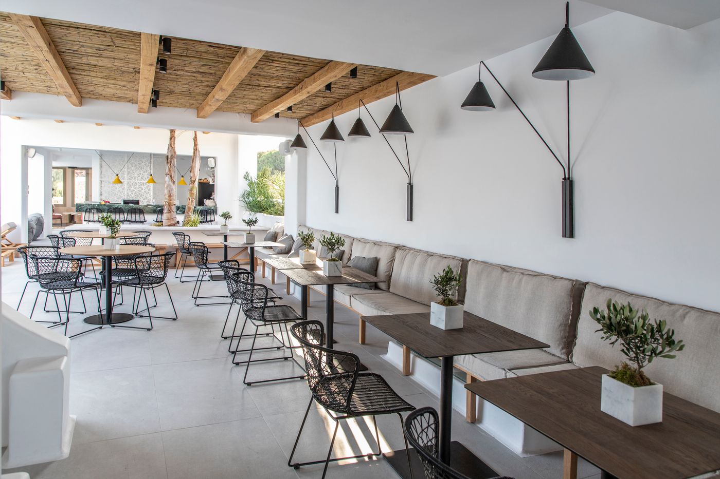 Adorno-Suites-Mykonos-Restaurant-80