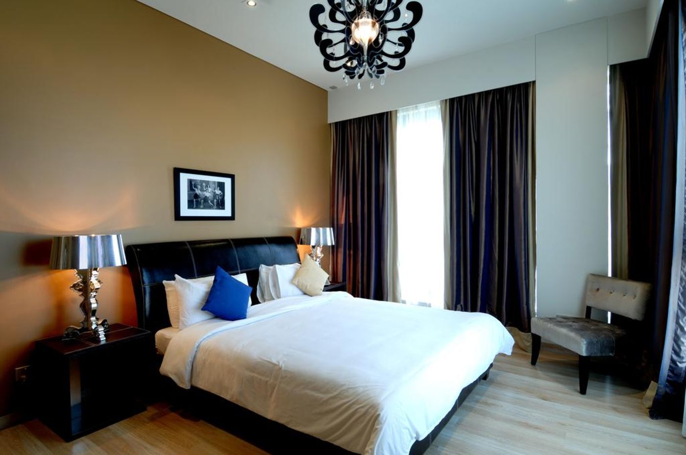 The Dragon Beach Hotel & Resort-Bahrain-AMWAJ-Room-9