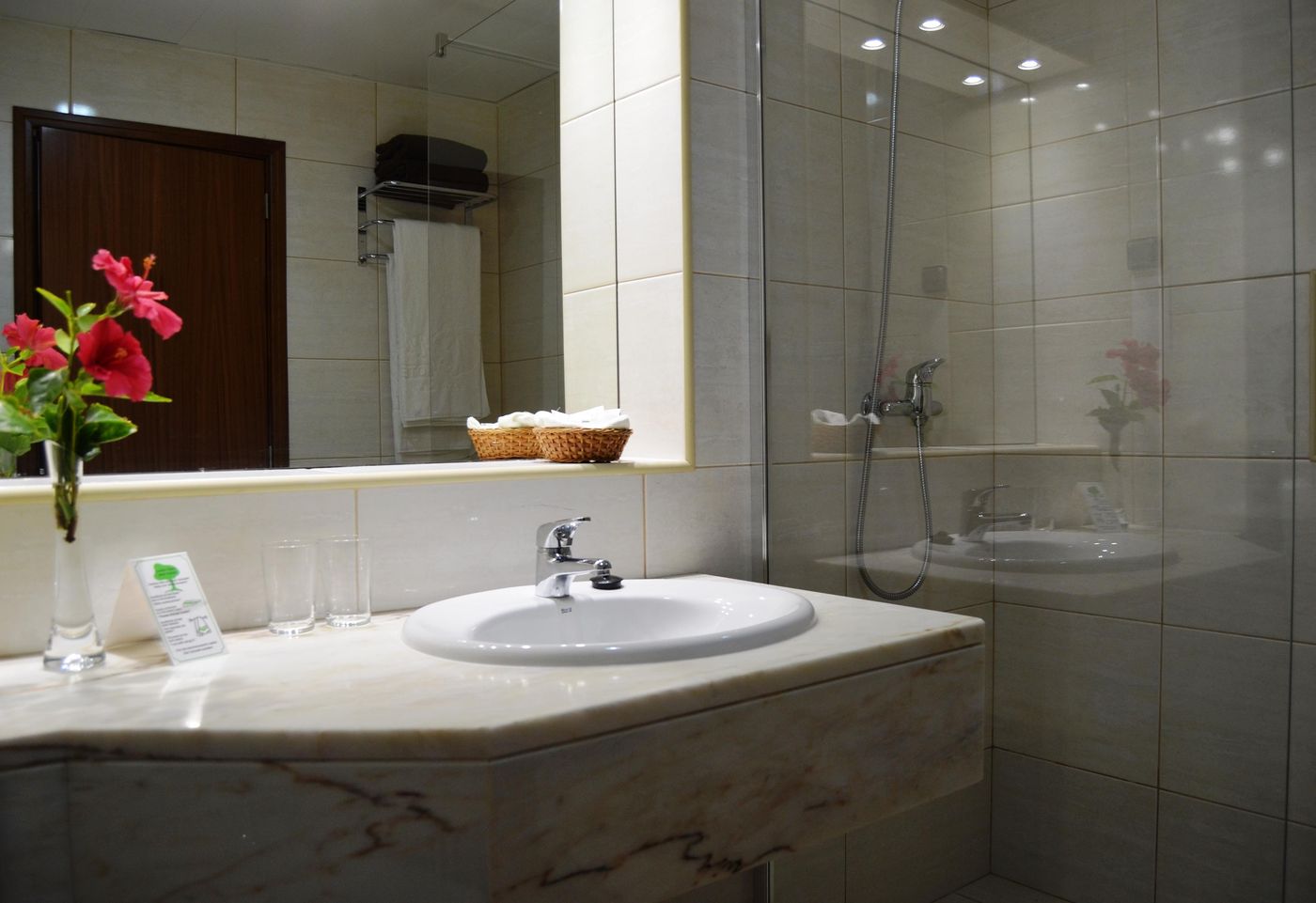 Hotel-Cais-da-Oliveira-Room-39