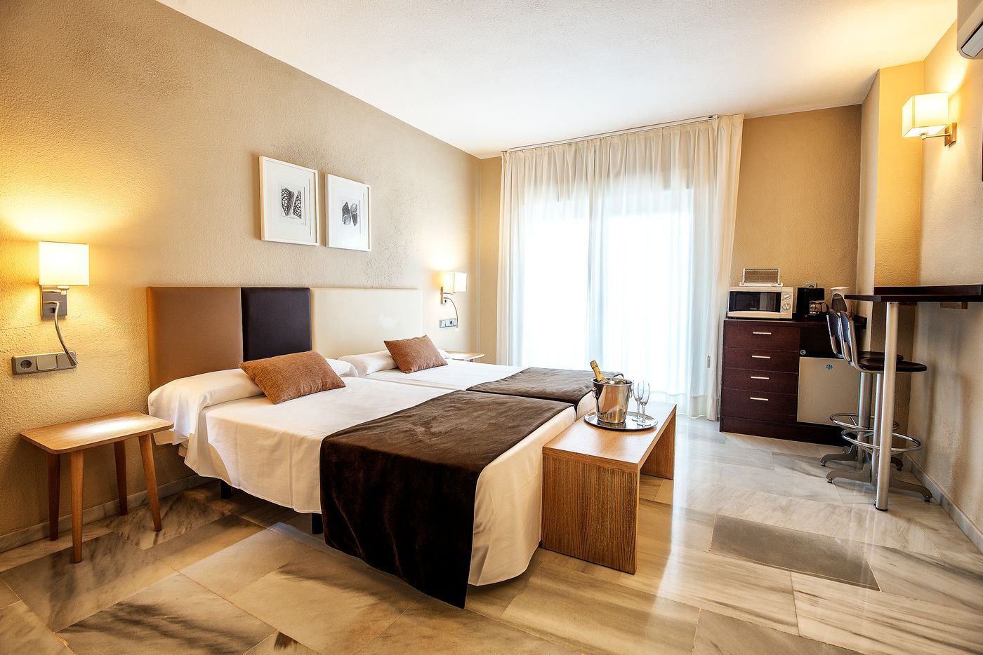 New - Flatotel Internacional