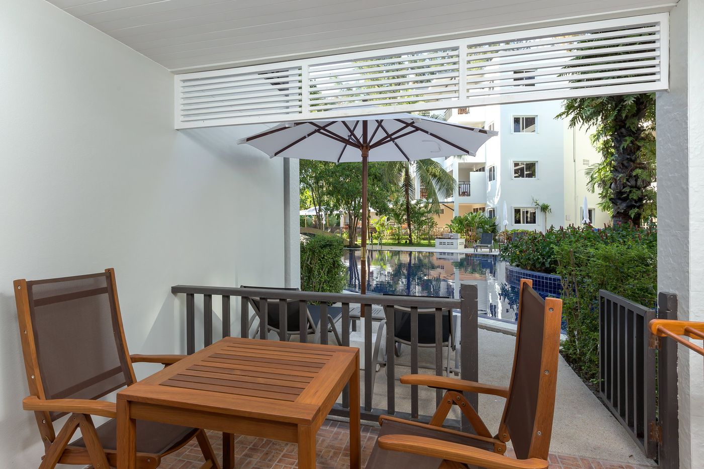 Sunwing-Bangtao-Beach-Room-19