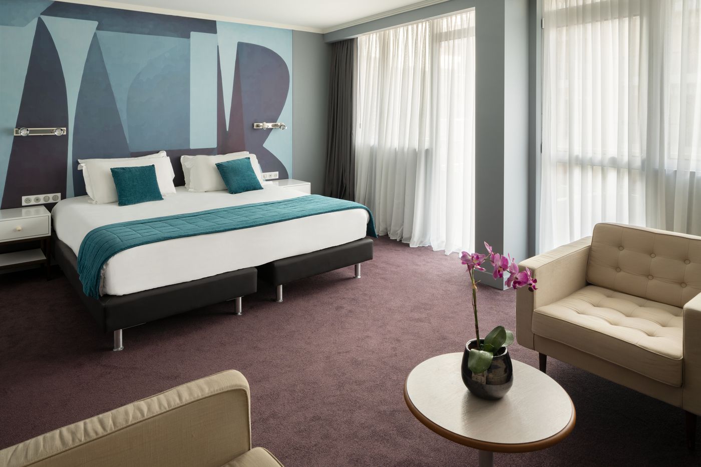 Juliana-Cannes-Room-13