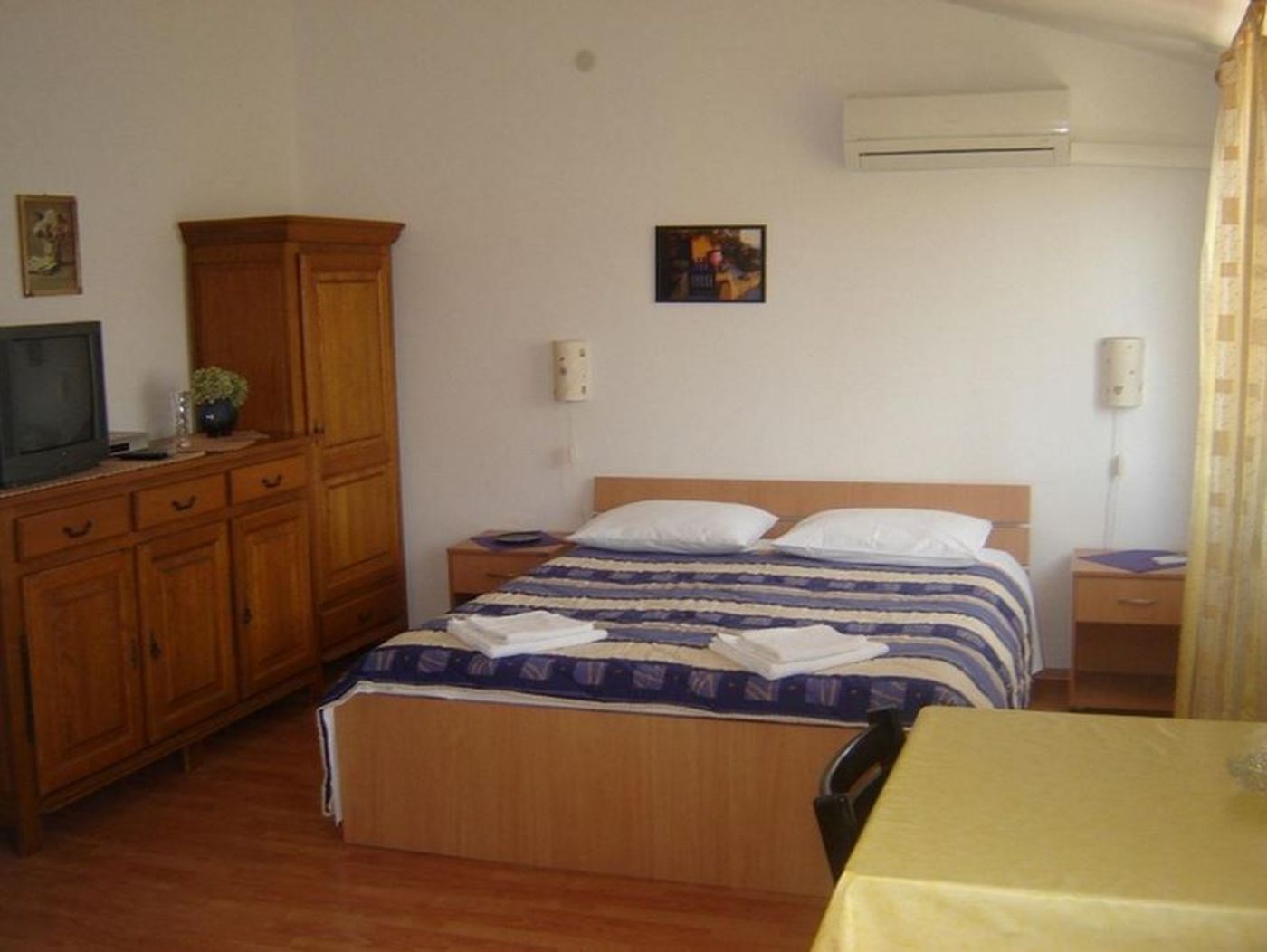 Adria Apartments