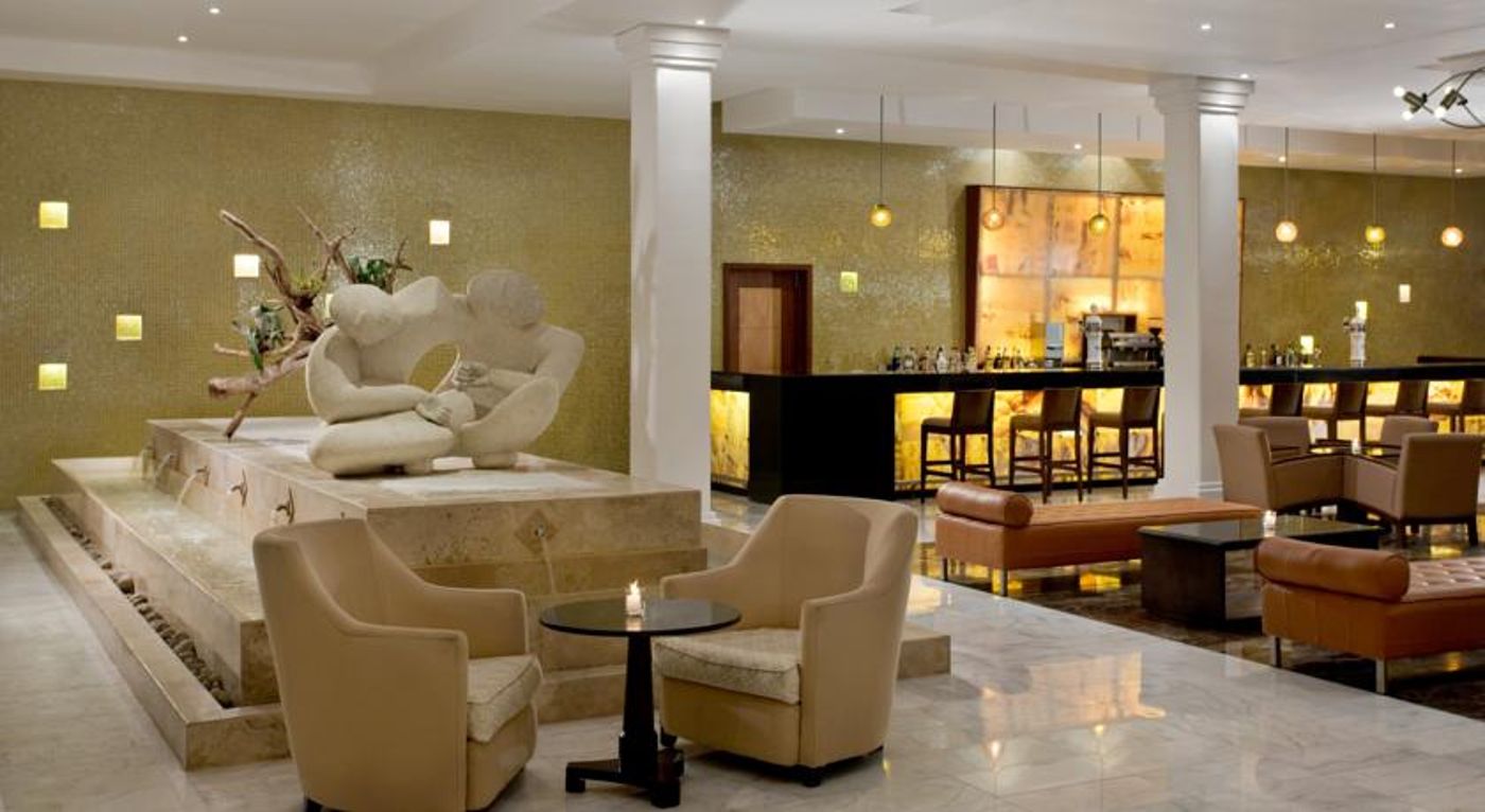 Grand Riviera Princess