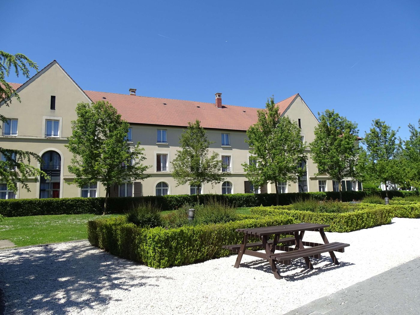 Campanile Val de France Ex Kyriad Disneyland-France-Magny Le Hongre-General view-8