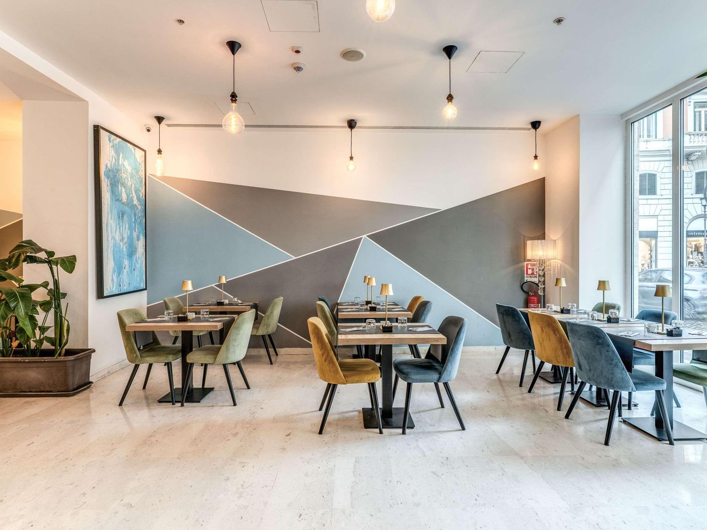 Mercure-Roma-Centro-Termini-Restaurant-17