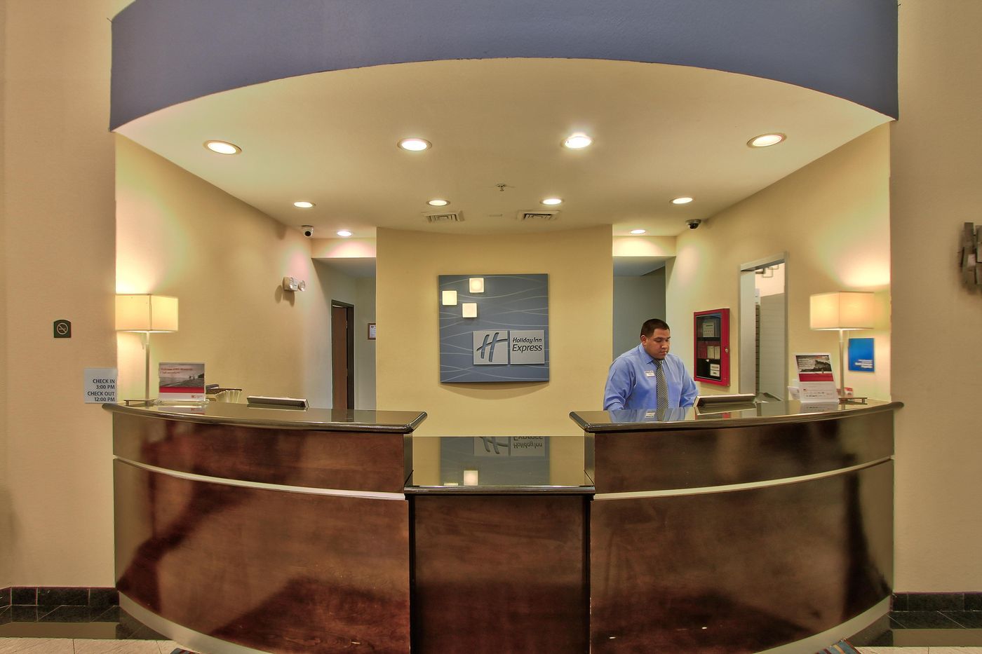 Holiday Inn Express and Suites Houston Dwtn Conv C-United States-HOUSTON-General view-10