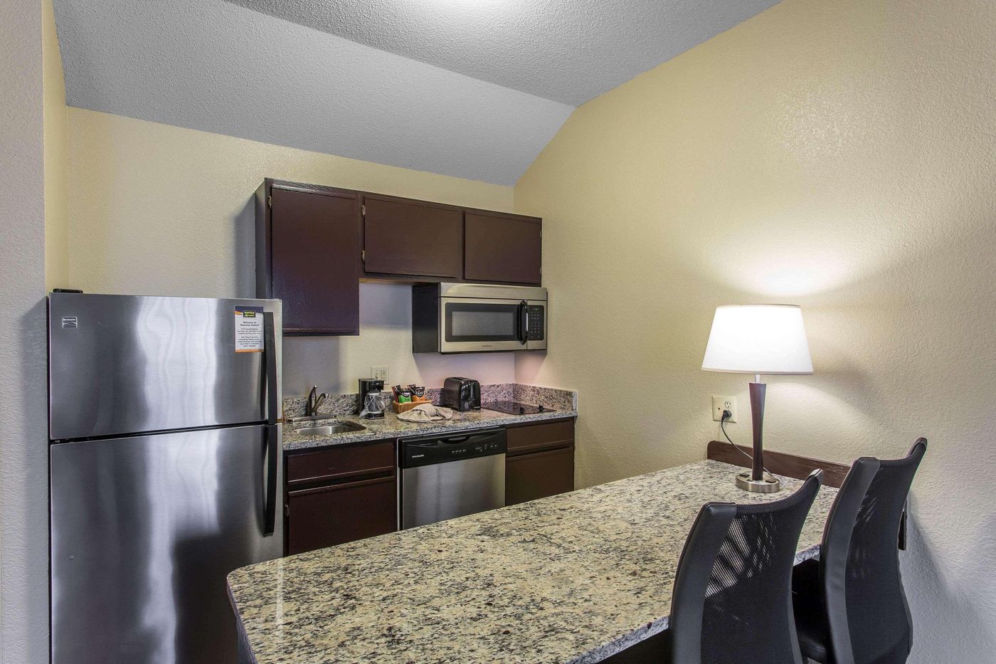 MainStay Suites Brentwood-United States-BRENTWOOD-Room-8