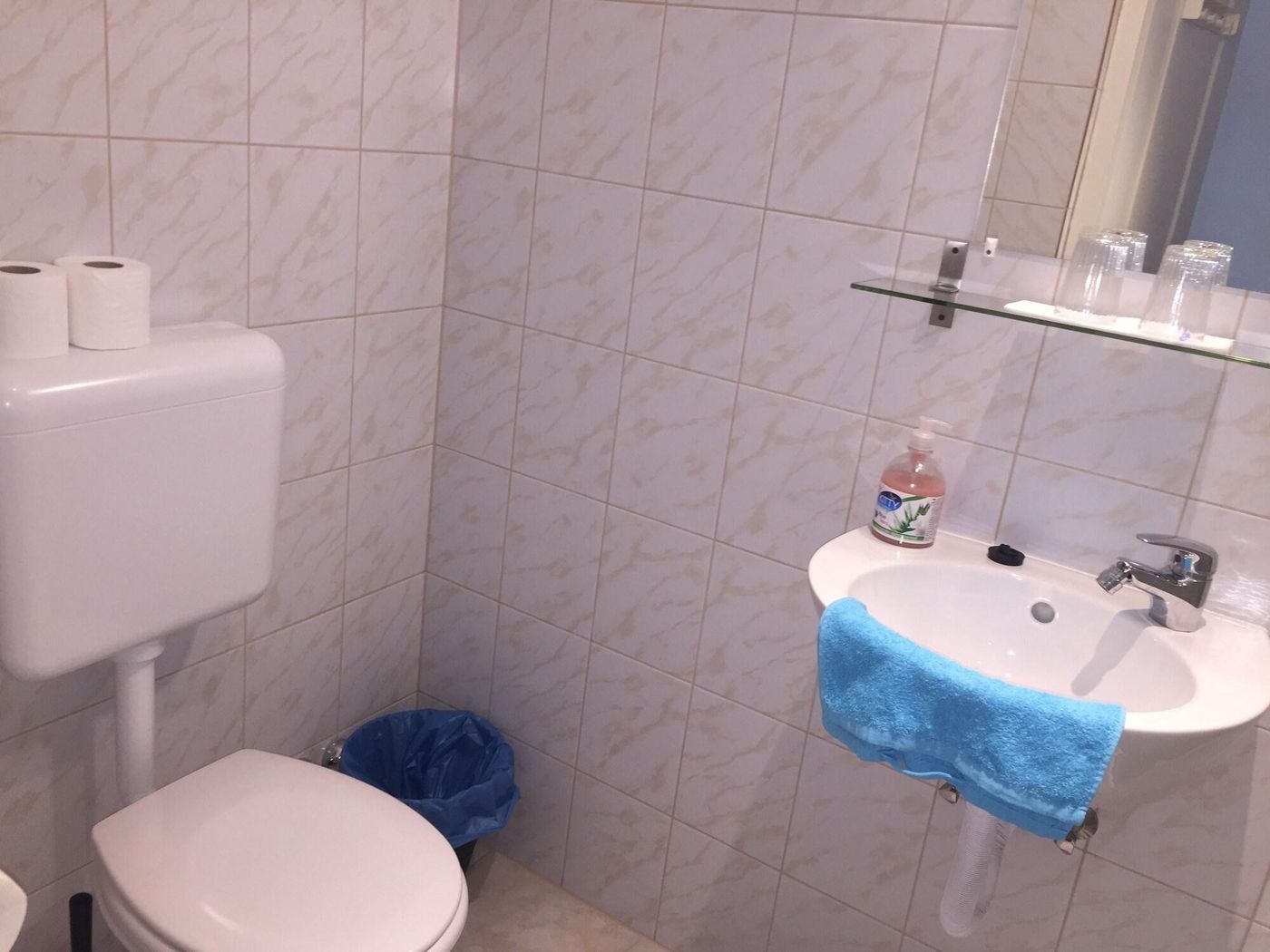 Omega-Guesthouse-Budapest-Room-21