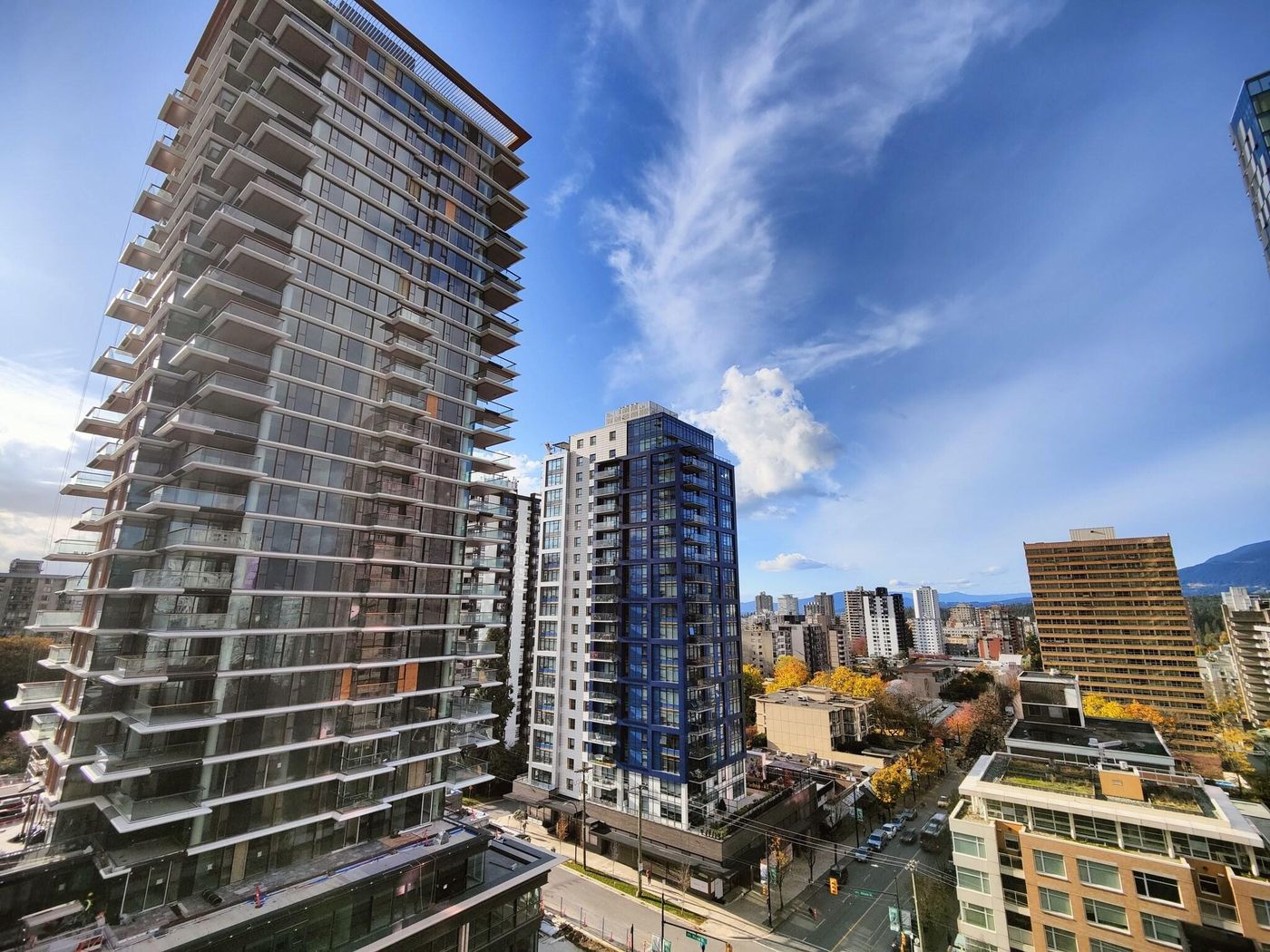 Divya-Sutra-Suites-on-Robson-Downtown-Room-43