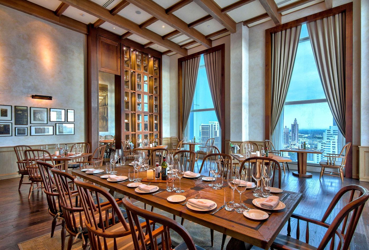 Radisson-Blu-Plaza-Bangkok-Restaurant-35