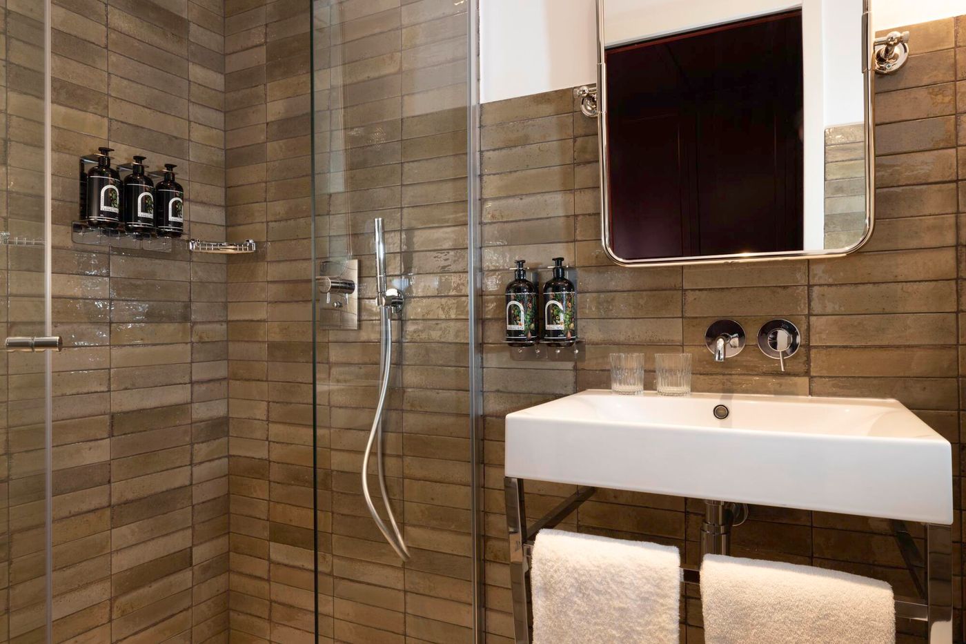 Hotel-Ginette-A--la-Folie-Room-29